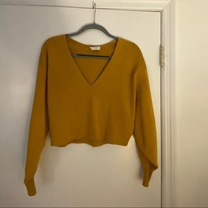 Yellow Babaton Long Sleeve Cropped Sweater Size XS